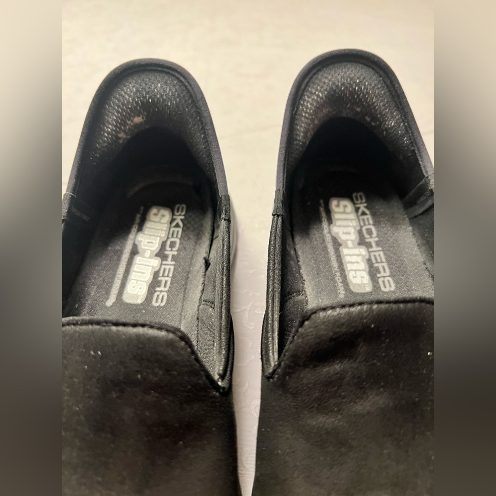 Skechers Women's Black Slip-On Flats - Picture 7 of 8
